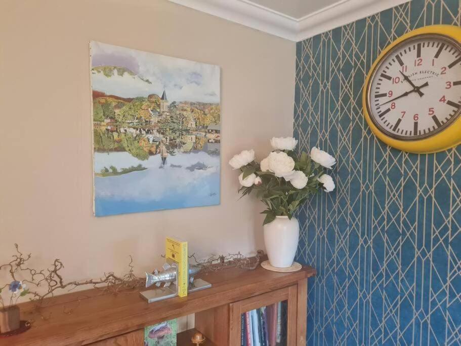 Peaceful Getaway In Peebles Villa Luaran gambar